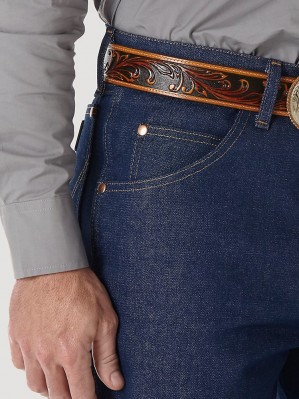 Картинка джинсов Wrangler 31MWZDN - Rigid (жесткие), детали переднего кармана