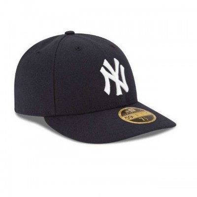 Картинка бейсболки New York Yankees Authentic Collection Low Crown On-Field 
59FIFTY Game Cap, вид спереди