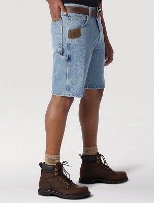 Фото джинсовых шорт Wrangler RIGGS Workwear Denim Carpenter Short, вид сбоку