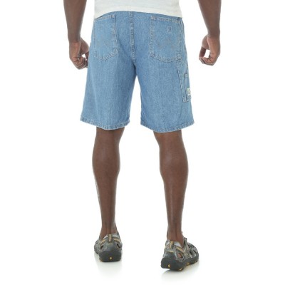 Фото джинсовых шорт Wrangler Rugged Wear Angler, вид сзади