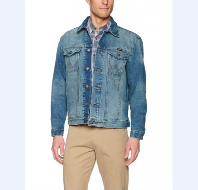 Фото джинсовой куртки Wrangler Western Denim Jacket