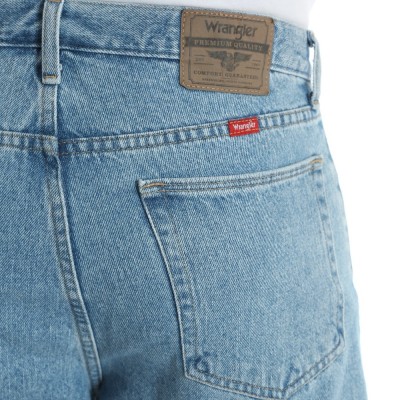 Картинка товара: джинсовые шорты Wrangler Relaxed Fit - Light Stonewash, вид 
сзади