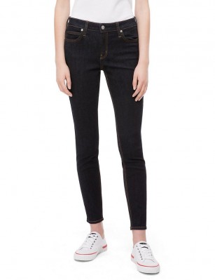 Картинка женских джинсов Calvin Klein Mid Rise Skinny Malibu Rinse