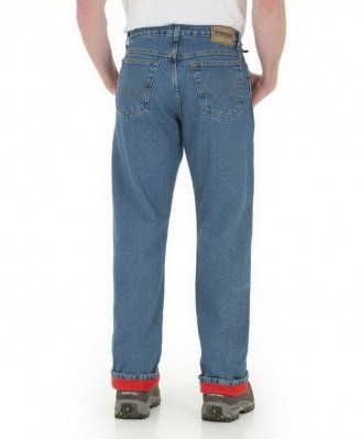 Картинка зимних джинсов Wrangler Rugged Wear Thermal Jeans - Stonewash, вид сзади