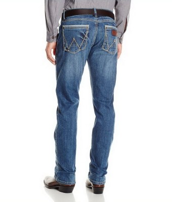 Картинка джинсов Wrangler WLT88CN Men's Retro Slim Fit Straight Leg Jeans - Chandler, вид сзади